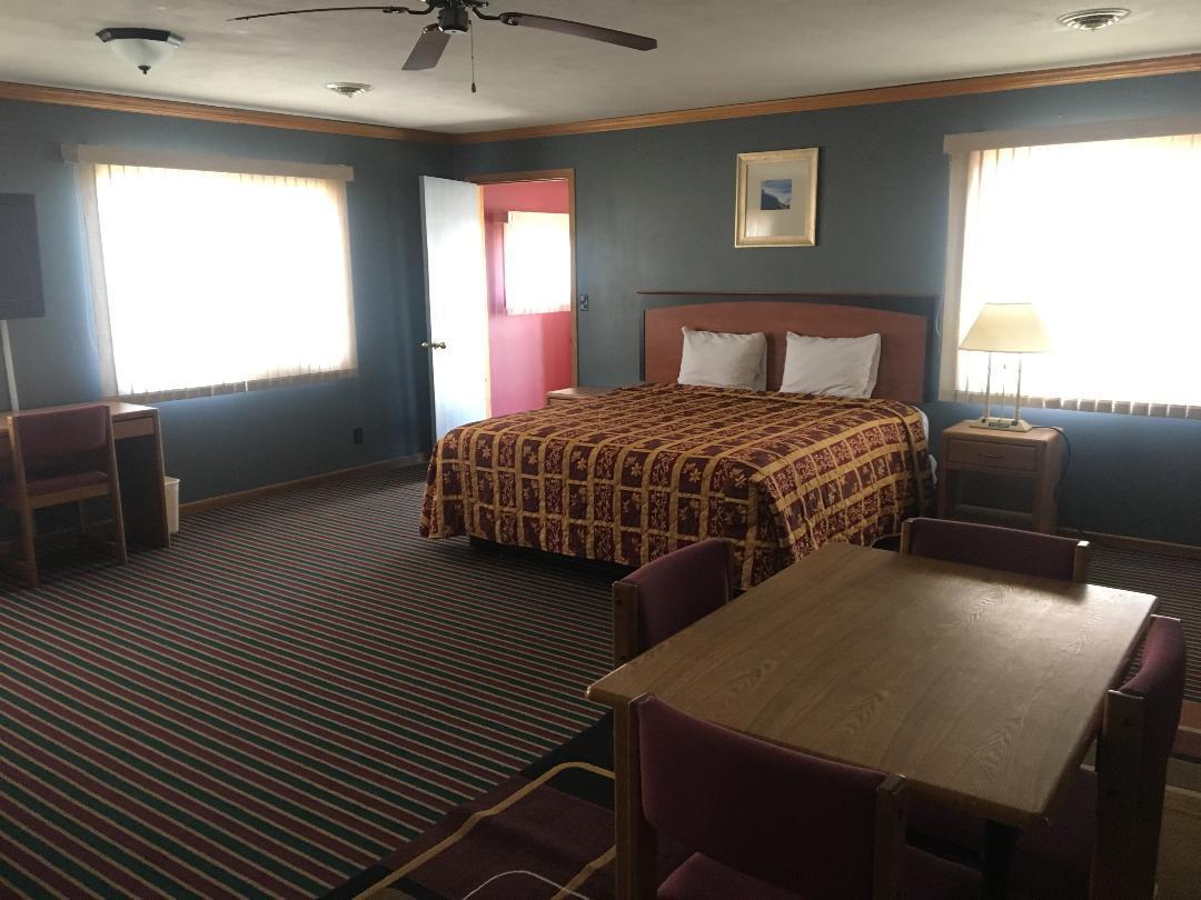 הסטינגס Grand Motel מראה חיצוני תמונה